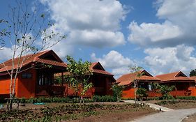 ลีลาวลัย รีสอร์ท